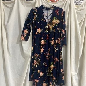 Small fun swing type dress. Very Comfortable! By Reba & J 220.